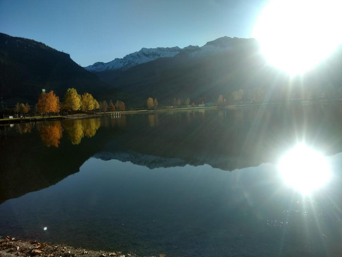 Wildente Am See Maishofen Luaran gambar